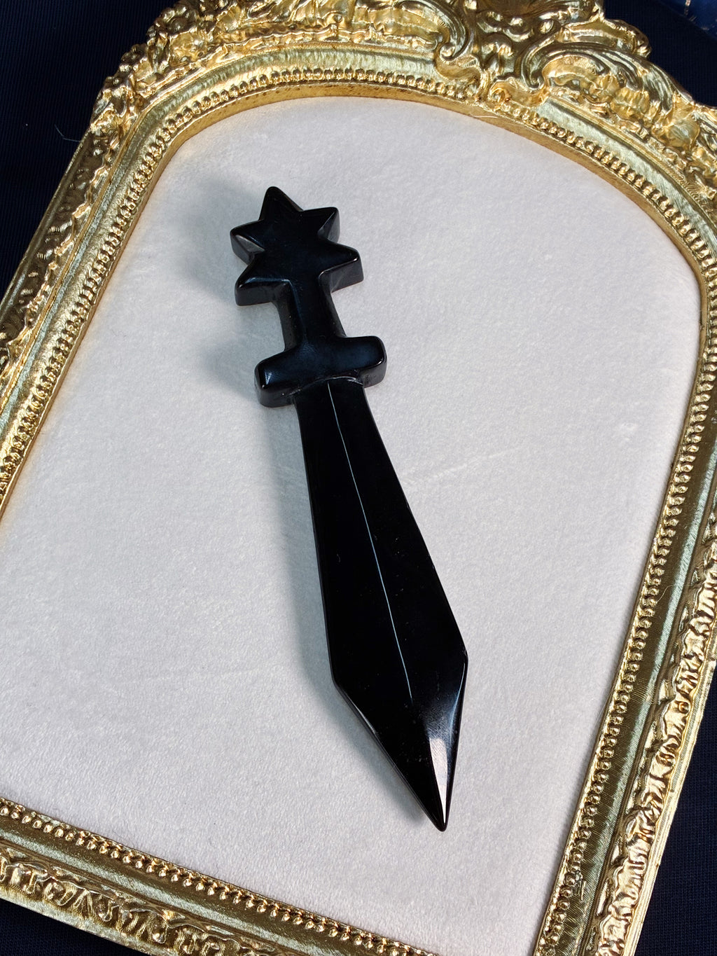 Obsidian Star Dagger